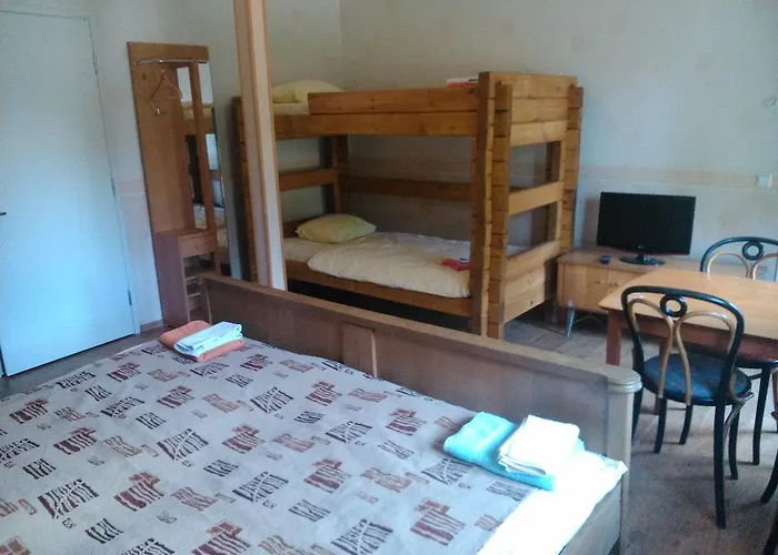 Kortsitalu Kuelalistemaja Homestay *