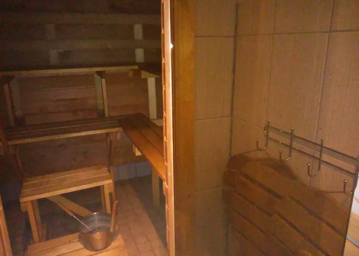 Kortsitalu Kuelalistemaja Homestay *